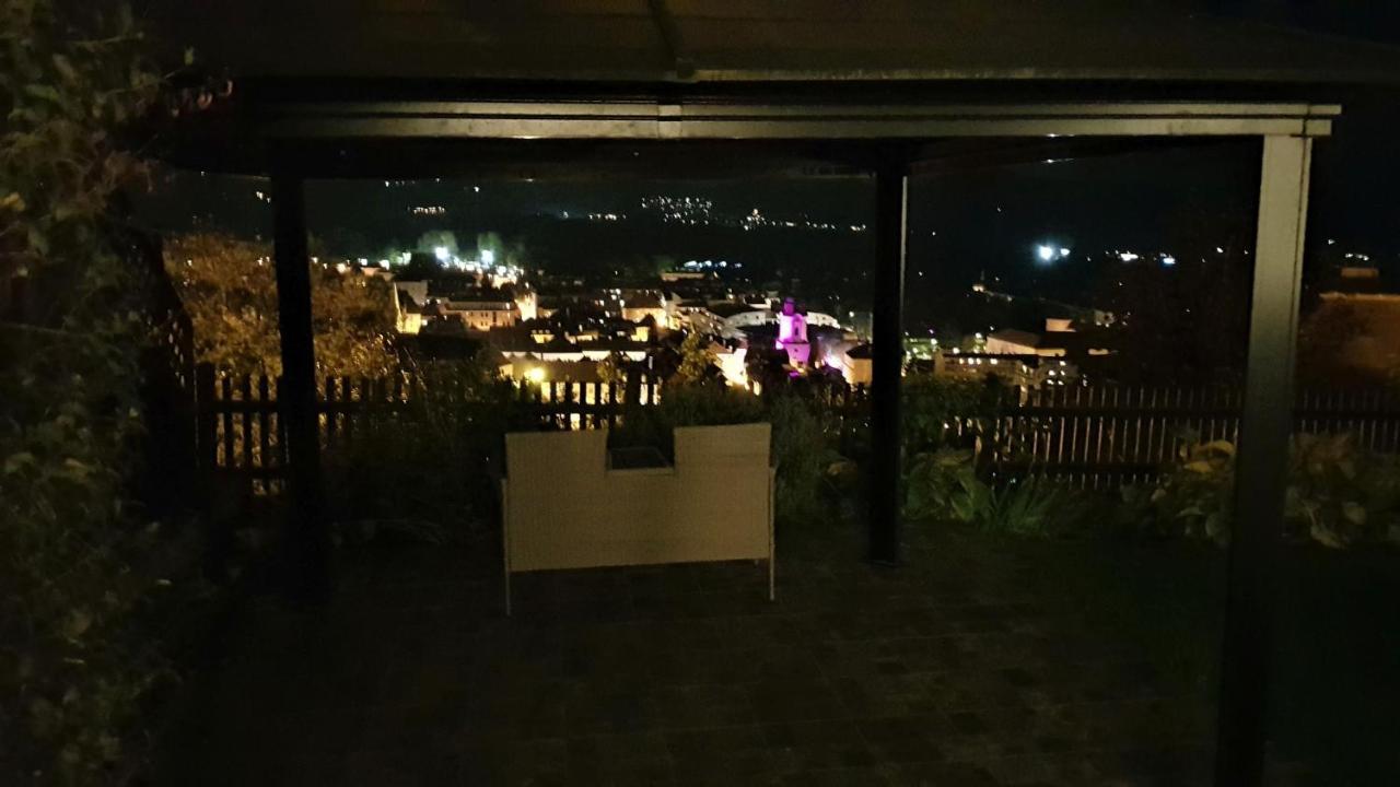 Blick Ueber Krems Mit Gartenpavillon Exteriör bild